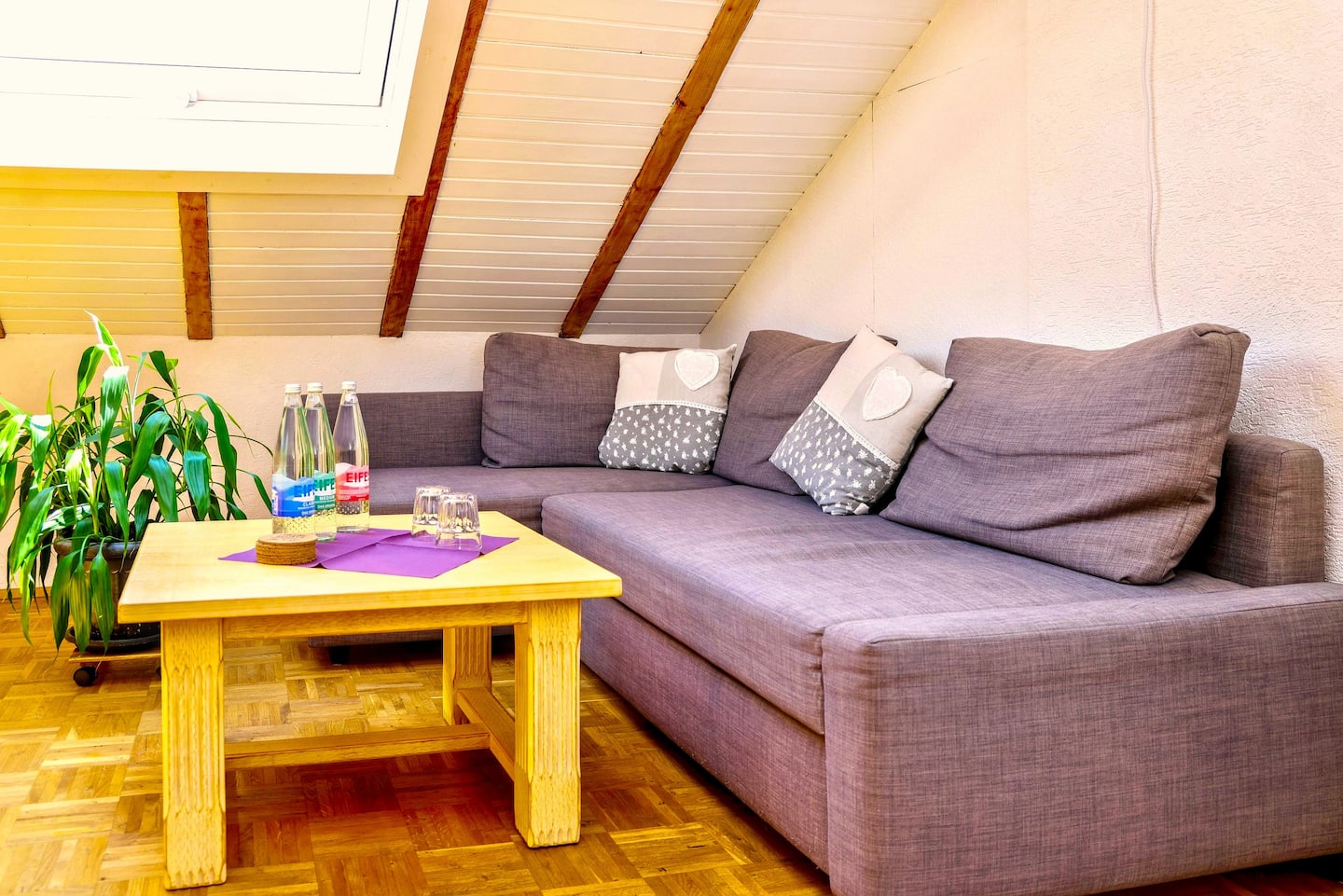 Terrasse und Wohnraum